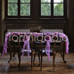 Allestimento con ghirlanda floreale per tavolo celebrante cerimonia civile